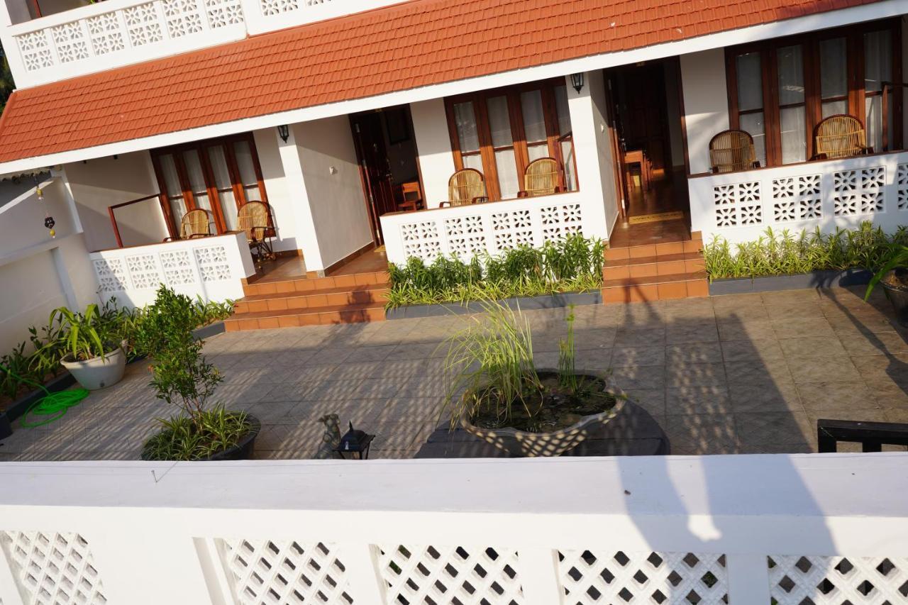Buddha Beach Hotel Ковалам Екстер'єр фото