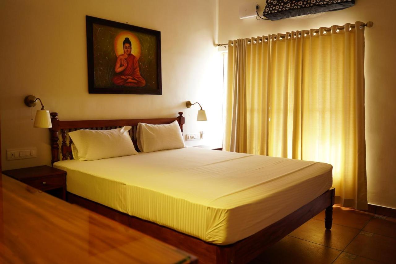 Buddha Beach Hotel Ковалам Екстер'єр фото