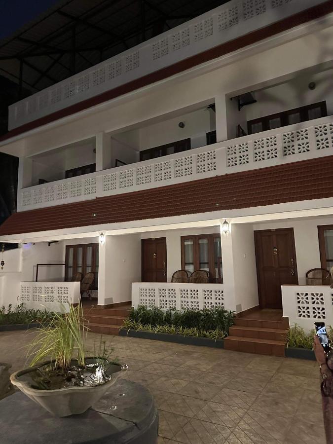 Buddha Beach Hotel Ковалам Екстер'єр фото