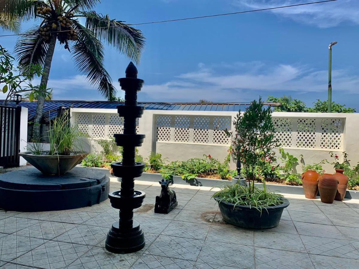 Buddha Beach Hotel Ковалам Екстер'єр фото