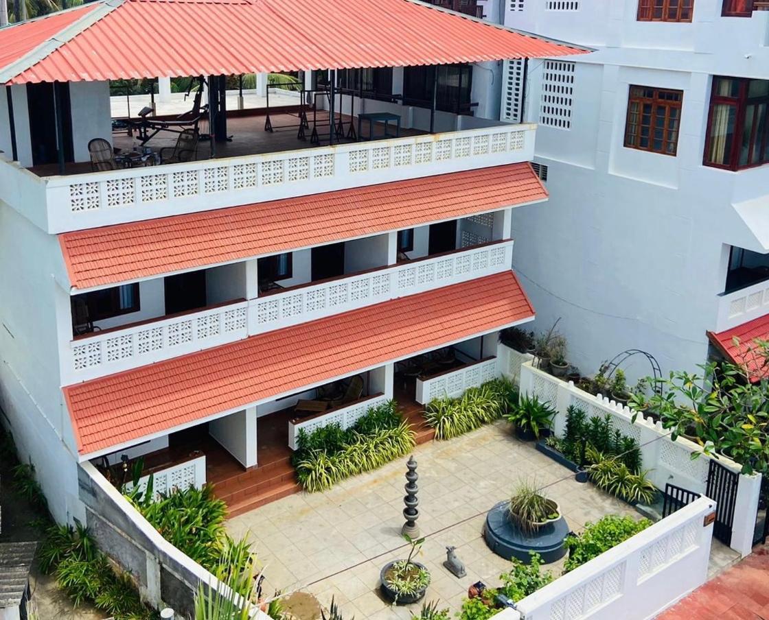 Buddha Beach Hotel Ковалам Екстер'єр фото